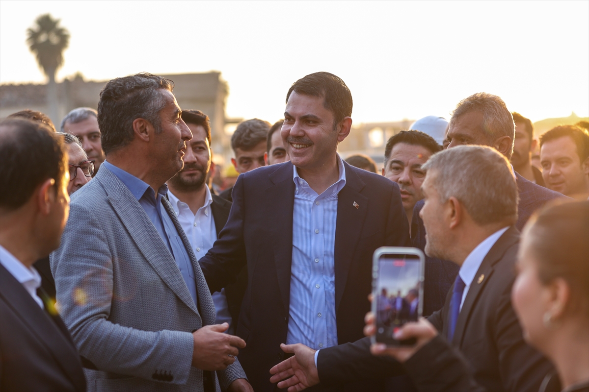 Bakan Kurum, Hatay'da, 455 bininci afet konutu teslimi öncesi incelemelerde bulundu Bakan Kurum, Hatay'da, 455 bininci afet konutu teslimi öncesi incelemelerde bulundu