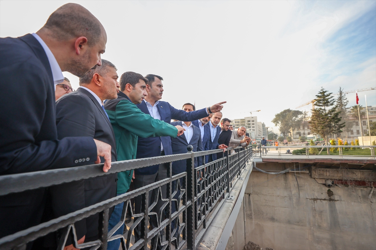 Bakan Kurum, Hatay'da, 455 bininci afet konutu teslimi öncesi incelemelerde bulundu Bakan Kurum, Hatay'da, 455 bininci afet konutu teslimi öncesi incelemelerde bulundu
