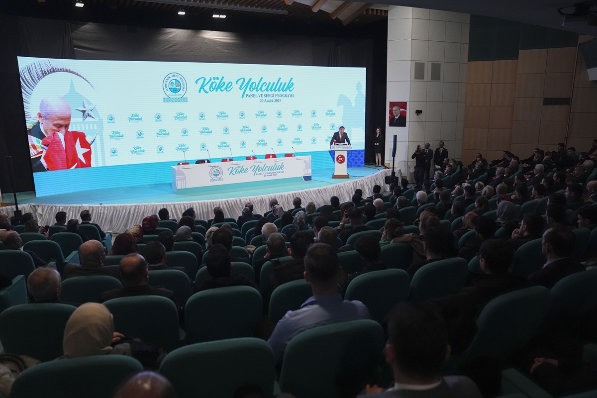 MHP'de "Köke Yolculuk Paneli" düzenlendi MHP'de "Köke Yolculuk Paneli" düzenlendi