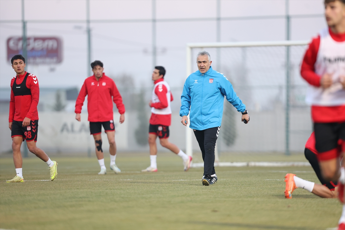 Sivasspor, Iğdır FK maçının hazırlıklarını tamamladı Sivasspor, Iğdır FK maçının hazırlıklarını tamamladı