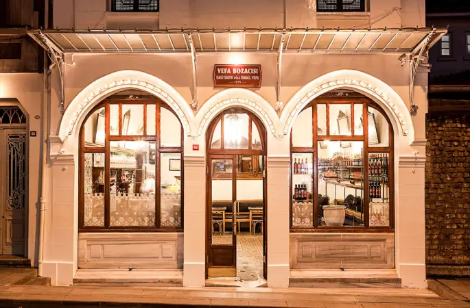 İstanbul’un Lezzet Hafızası: Tarihi Vefa Bozacısı