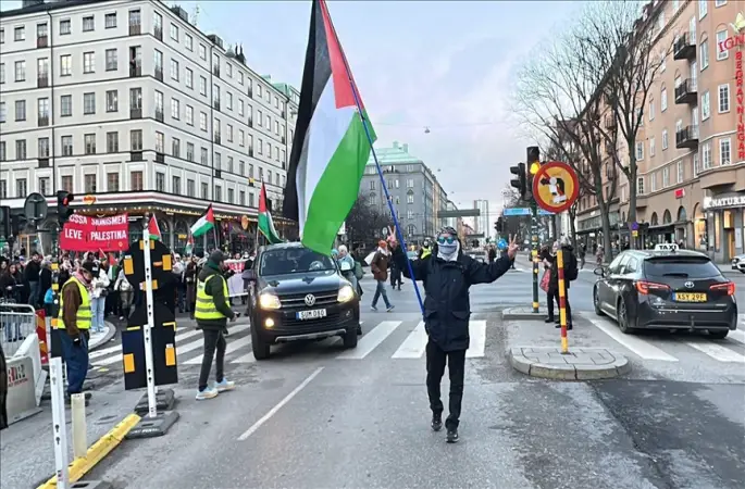 İsveç ve Almanya'da ateşkes anlaşmasına uymayan İsrail protesto edildi